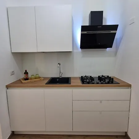 아파트 Casa Felicita Garden Porto Frailis 아르바탁스